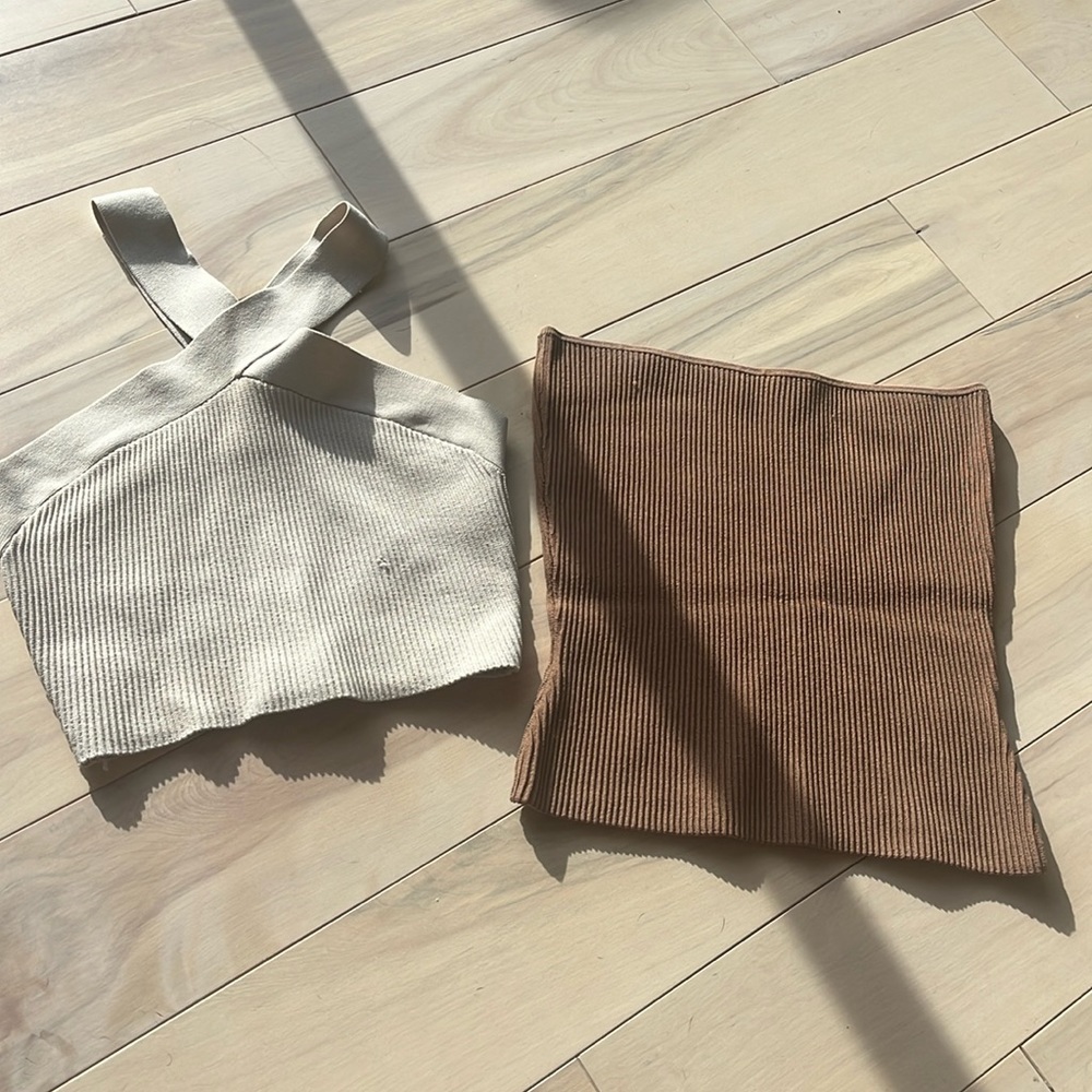 2 x Babaton sculpt tops (price for the lot)
